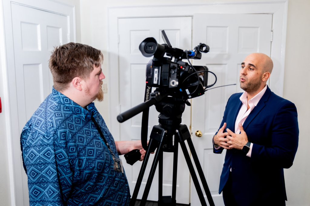 Tribune Regions Editor Nic Garcia speaks with a Longview reporter at an Oct. 9, 2025 event about the state’s’ water crisis and the path forward.